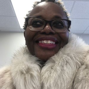 Meet your Posher, Carolyn